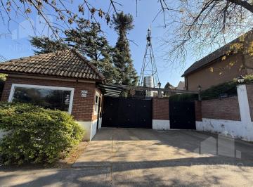 PH · 91m² · 4 Ambientes · 1 Cochera · Venta Triplex 4 Ambientes en Ituzaingo Norte