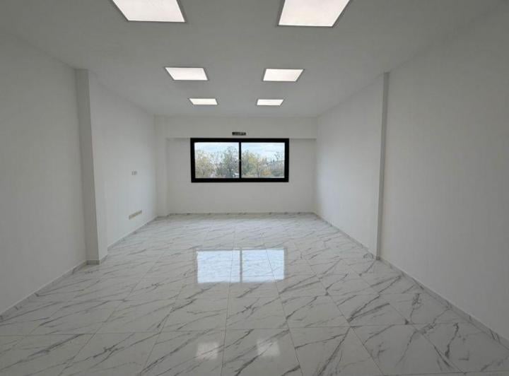 Oficina comercial · 50m² · 1 Cochera