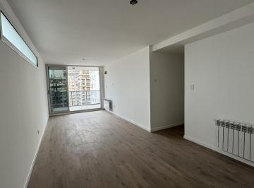 Departamento · 98m² · 4 Ambientes · 1 Cochera · Departamento en Centro