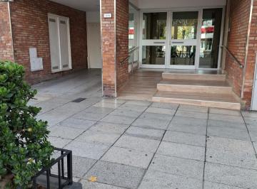 Departamento · 50m² · 2 Ambientes · Excelente Depto. 2 Ambientes Amplios en Alquiler - Vicente Lopez