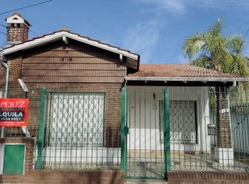 Casa · 80m² · 3 Ambientes · Casa Al Frente con Patio en Planta Baja