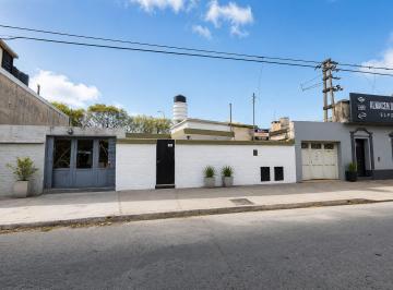 Foto · Talleres Este - Av Las Malvinas 1719 - Casa 2 Dorm. en Alquiler