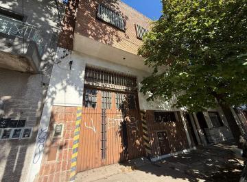 Bodega-Galpón · 400m² · Galpón en Venta de 400 m en Caseros