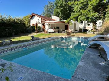 Casa · 145m² · 7 Ambientes · 6 Cocheras · Casa en La Cuesta Villa Carlos Paz