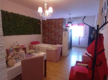 Departamento de 1 ambiente, Floresta · Oportunidad Monoambiente en Excelente Ubicacion!