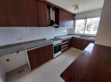 Casa · 182m² · 5 Ambientes · 1 Cochera · Venta de Casa en Barrio Rincon de Drummond