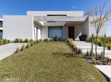 Casa · 336m² · 6 Ambientes · 5 Cocheras · Casa en Venta Al Lago Barrio Costas Puertos