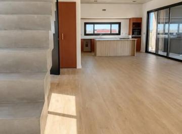 Quinta vacacional · 288m² · 6 Ambientes · 1 Cochera · Casa Quinta en Venta en Amarras, Puertos, Escobar