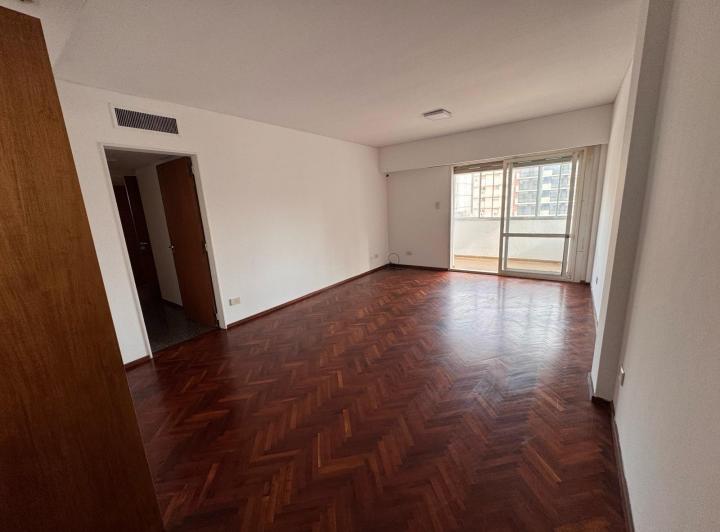 Departamento en alquiler en Distrito Centro · 5 ambientes