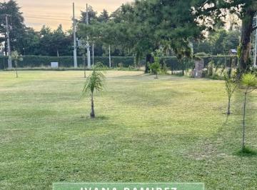 Terreno · 900m² · Se Vende Terreno de 900 m² en Barrio Amaneceres, Luján.
