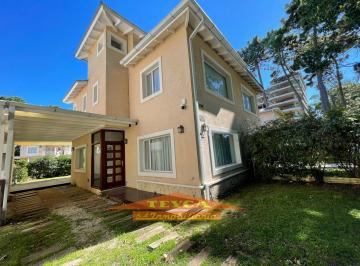 PH · 99m² · 4 Ambientes · 1 Cochera · En Venta PH, de 4 Ambientes, Zona B5, Pinamar