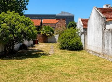 Terreno · 374m² · Venta Lote Barrio Parque Luro
