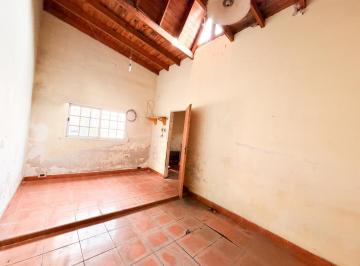 PH · 250m² · 6 Ambientes · Venta PH de Gran Dimension a Reciclar en Gran Zona de Ramos Mejia