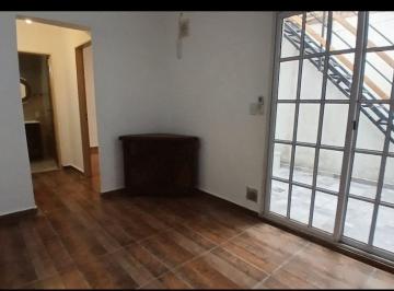 PH · 46m² · 3 Ambientes · Alquiler PH de 3 Amb. Ciudadela. Gba S/ Expensa