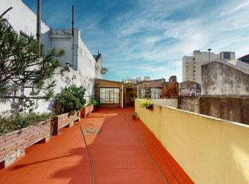 PH · 194m² · 4 Ambientes · Venta PH 4 Amb. Constitución con Terraza y Quincho