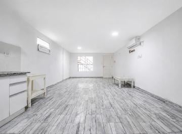 PH · 100m² · 2 Ambientes · PH con Terraza Privada y Quincho