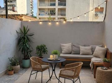 Departamento · 45m² · 2 Ambientes · Dpto. Super Luminoso con Patio a 2 Cuadras de Subte Linea H