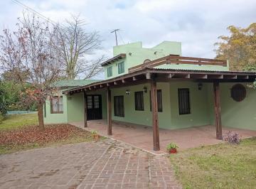 Casa · 630m² · 3 Ambientes · 2 Cocheras · Casa en Villa Parque Sicardi