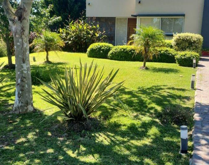 Casa · 170m² · 6 Ambientes