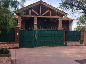 Casa de 9 ambientes, Luján de Cuyo · Casa Categoria Lujan de Cuyo