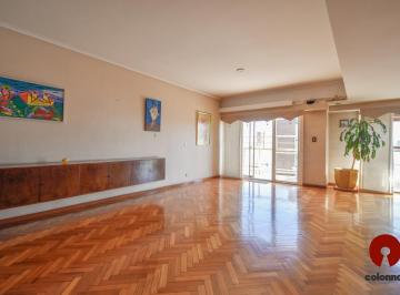 Departamento · 128m² · 4 Ambientes · Departamento en Venta 4 Ambientes, en Caballito