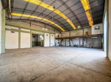 Depósito · 550m² · Galpón en Venta en Burzaco | 550 m² Cubiertos | Excelente Altura y Playa Al Frente