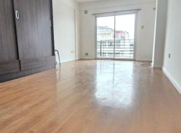 Departamento de 1 ambiente, Monte Castro · Monoambiente Excelente con Balcón