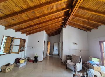 Casa de 6 ambientes, Ciudad de Mendoza · Casa - 3 Dorm. - 3 Baños - Cochera Doble Cubierta