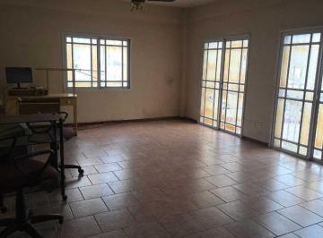 Departamento · 100m² · 4 Ambientes · Piso Unico de 4 Ambientes, 2 Baños, Balcon Terraza, Sin Expensas en Alquiler en Lanús Oeste