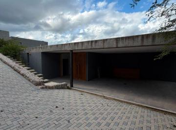 Casa de 4 ambientes, La Calera · La Cuesta Villa Residencial - Casa de 3 Dorm. en Venta