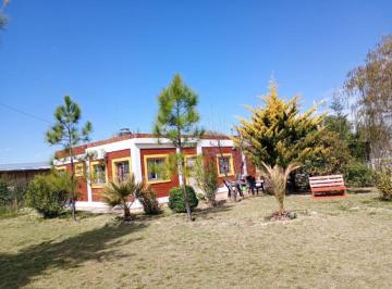 Casa de 6 ambientes, Rama Caída · Casa Quinta en Venta en Rama Caída