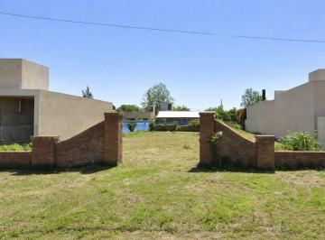 Terreno · 557m² · Lote Terreno en Funes City