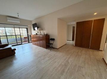 Departamento · 65m² · 3 Ambientes · Venta Semipiso 3 Amb Al Frente 5º Piso, Liniers