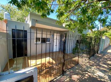 Casa · 100m² · 3 Ambientes · 1 Cochera · Casa 3 Ambientes en Venta en Temperley