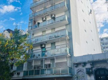Departamento · 54m² · 3 Ambientes · 1 Cochera · Venta Departamento 3 Ambientes C/ Balcon Almagro.