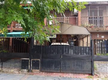 Casa · 93m² · 3 Ambientes · 1 Cochera · Venta Duplex 3 Amb C Cochera en Moron Apto Credito