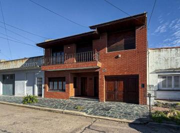 Casa · 256m² · 6 Ambientes · 2 Cocheras · Venta Casa en Block 2 Amb + 4 Amb Don Bosco