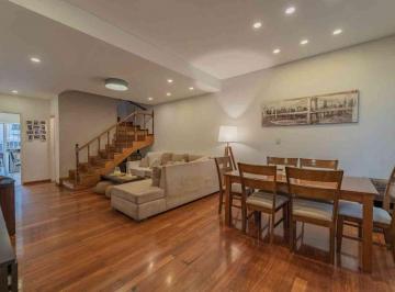Casa · 104m² · 5 Ambientes · 1 Cochera · Duplex 5 Amb. Patio, Parrilla, Terraza, Cochera