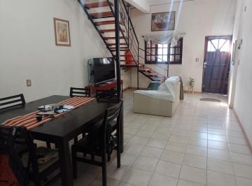 Casa · 150m² · 6 Ambientes · Venta Casa con Galpón