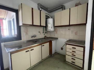 Departamento · 84m² · 4 Ambientes · Departamento en Venta de 3 Habitaciones en Ciudad