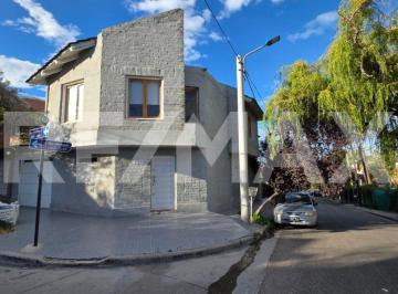Casa · 131m² · 4 Ambientes · Casa en Venta Santa Genoveva Apto Credito