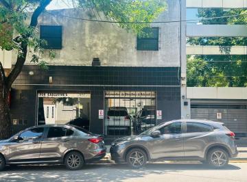 Local comercial · 194m² · Venta Coghlan Loca Doble Entrada Fte y Contraf