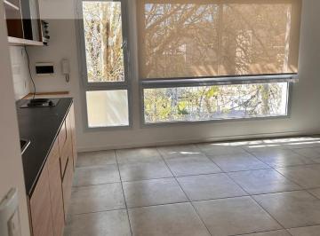 Departamento · 44m² · 2 Ambientes · 1 Cochera · Departamento