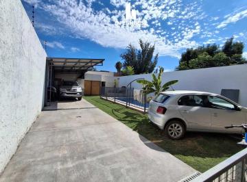 Casa · 380m² · 8 Ambientes · 1 Cochera · Openhouse Inmobiliaria Vende Exclusiva Casa en San Martín – Mendoza