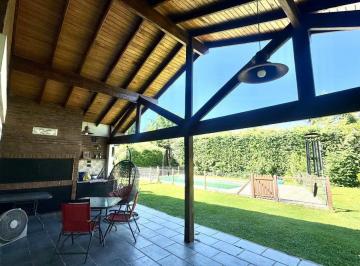 Casa · 277m² · 5 Ambientes · 3 Cocheras · Casa Venta 5 Amb Barrio San Patricio Fco Alvarez