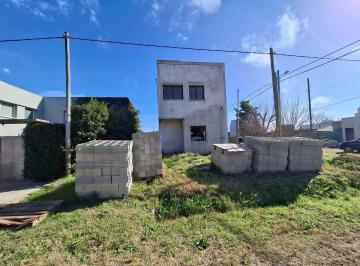 Casa · 90m² · 3 Ambientes · Casa en Venta en La Plata Arturo Segui