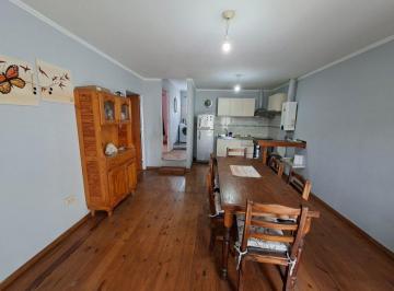 Casa · 200m² · 7 Ambientes · 1 Cochera · Casa con Depto en Pa, 2 Dorm C/u, Cochera, Patio