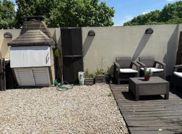 PH · 70m² · 3 Ambientes · 1 Cochera · PH de 3 Ambientes con Terraza, Quincho y Cochera