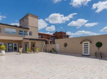 Casa · 450m² · 6 Ambientes · 1 Cochera · Casa 6 Amb C/ Galpón Terraza Coch en San Martín