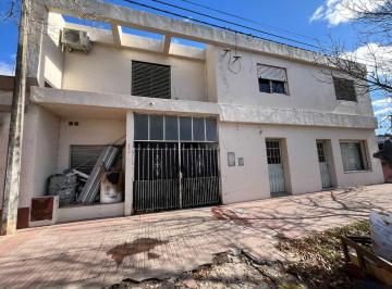 Casa · 314m² · 11 Ambientes · 1 Cochera · Venta/casa/amplio Terreno/ideal Desarrollo